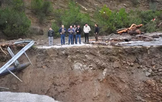 İzmir'de Sağanak Sonrası İnceleme