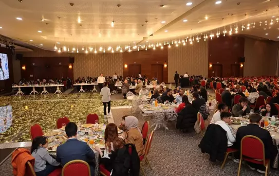 Akyurt'ta Yetimler İçin İftar Programı