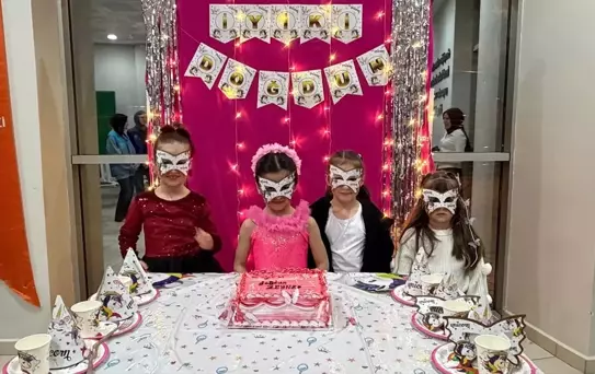 Alaçam'da şehit kızına anlamlı doğum günü kutlaması