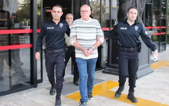 Alanya'da Trafik Kazası: 1 Ölü, 1 Yaralı