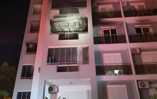 Alanya'da Rezidansta Yangın Çıktı