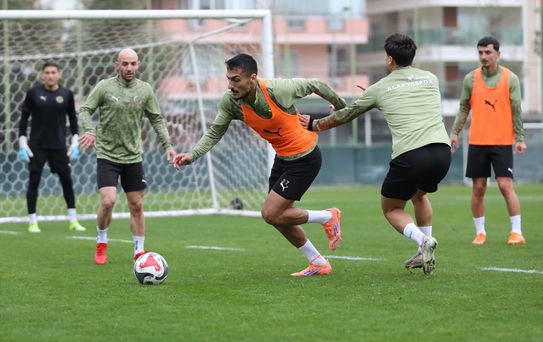 Alanyaspor Kocaelispor Maçına Hazırlanıyor