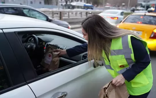 Kumanya Dağıtımı ile İftar Dayanışması