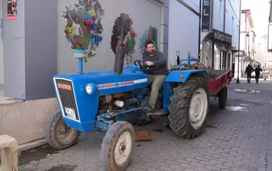 Hayırsever Traktörünü Filistin için Bağışladı