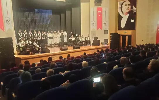 Antakya Medeniyetler Korosu Osmaniye'de Konser Verdi