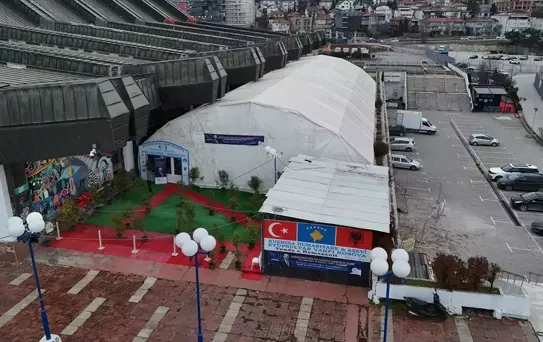 Arnavutköy Belediyesi'nden Priştine'de İftar Programı