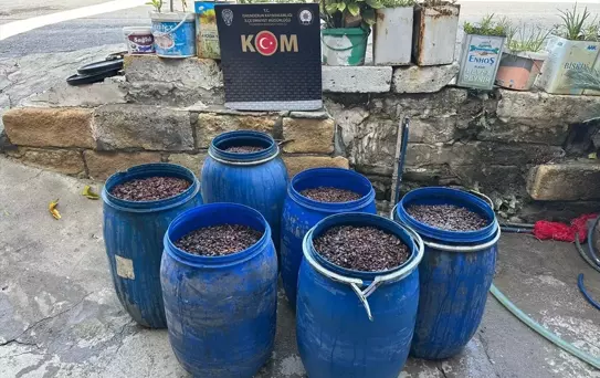Hatay'da 1510 Litre Sahte İçi Ele Geçirildi