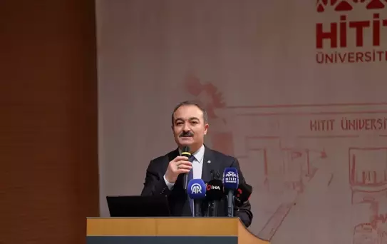 Alper Gezeravcı Gençlerle Uzay Söyleşisi Yaptı