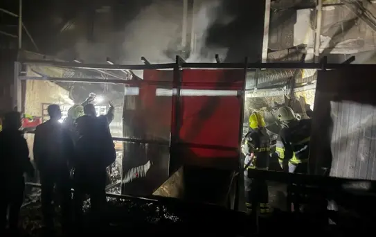 Koçarlı'da Fıstık Tesisinde Yangın