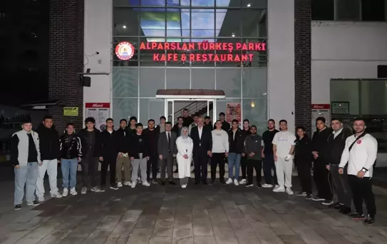 Bafra'da Gençlerle İftar Buluşması