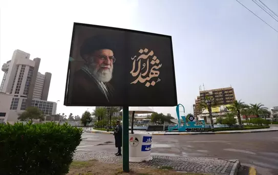 Bağdat'ta Hamaney Posterleri