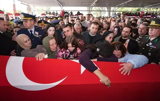 Şehit Hava Pilot Binbaşı İbrahim Bolat Son Yolculuğuna Uğurlandı