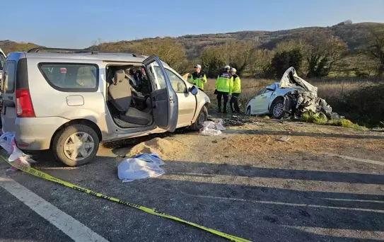 Savaştepe'de Trafik Kazası: 1 Ölü, 2 Yaralı