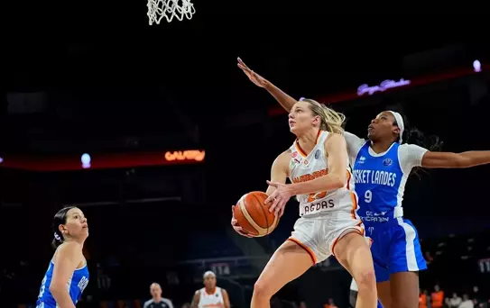 Galatasaray, Yarı Finale Yükseldi