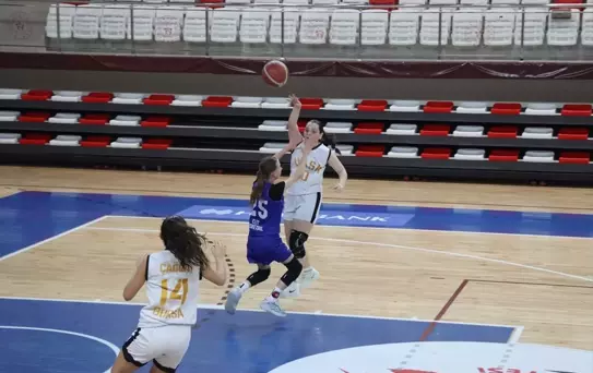 14 Yaş Altı Kızlar Şampiyonası Başladı