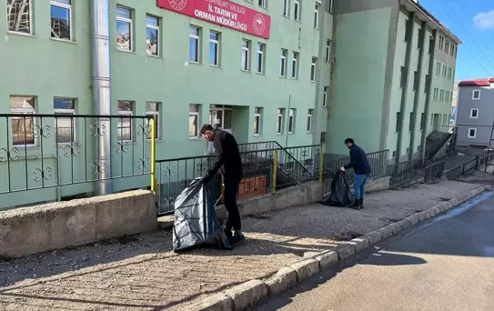 Bayburt’ta Temizlik ve Onarım Çalışmaları