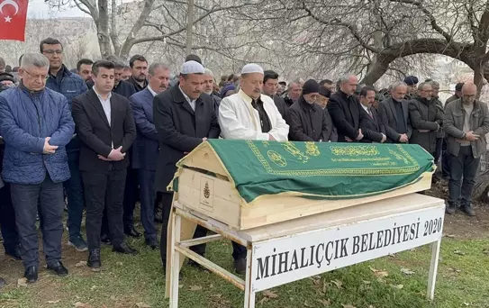 Destici, Ahmet Sazak'ın Cenazesine Katıldı