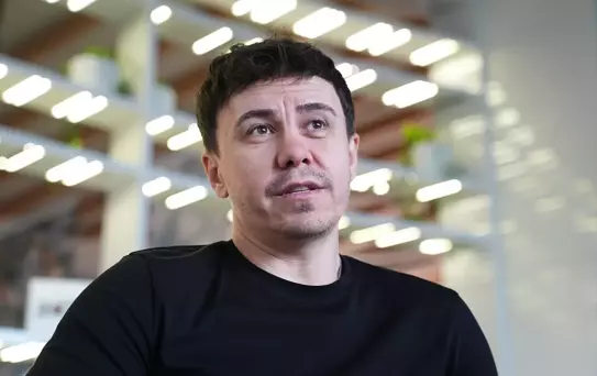 Asylum: Duygusal Bir Müzik Yolculuğu