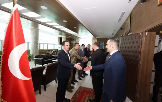 Bitlis'te Bayramlaşma Programı