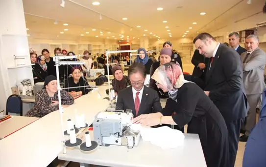 Ahlat'ta Kadınlara Mesleki Eğitim Merkezi Açıldı