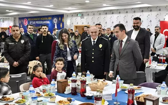 Bitlis'te Şehit Aileleri İçin İftar Programı Düzenlendi