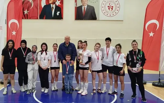 Boyabat'ta Kadınlar Günü Voleybol Turnuvası