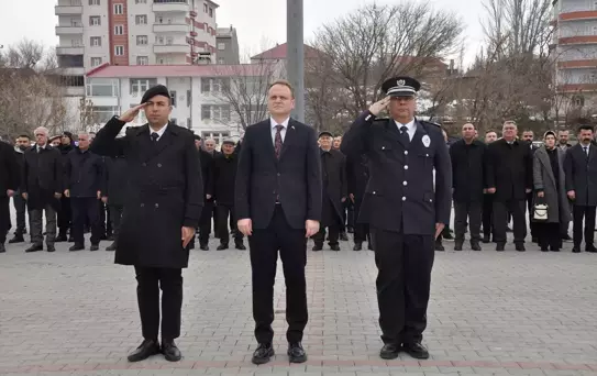 Bulanık'ta 18 Mart Şehitleri Anma Günü ve Çanakkale Deniz Zaferi'nin 111. yıl dönümü kutlandı