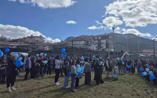 Atlas Ege İçin Balon Uçurdular