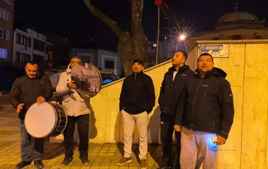 İnegöl'de Sahur İlahileriyle Uyanma