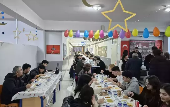 Kestel Lisesi'nde İftar Buluşması