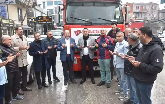 Gazze'ye Yardım Tırı Gönderildi