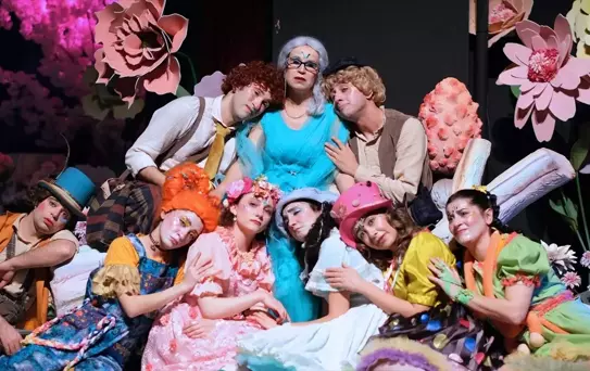 Bursa Devlet Tiyatrosu'ndan Bencil Dev Prömiyeri