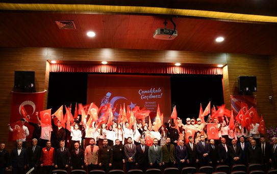 Çanakkale Deniz Zaferi'nin 111. yıl dönümü Samsun'da kutlandı