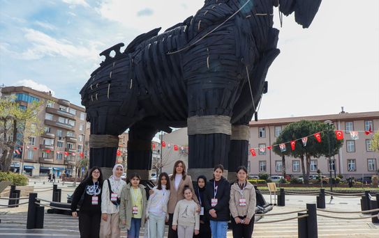 Çanakkale Zaferi'nde Öğrencilere Ödül