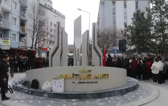 Çankırı'da 27 yıl önceki terör saldırısında şehit olanlar anıldı