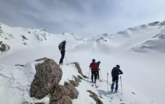 Hakkari'de Dağcıların Kayak Keyfi