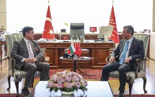 Özgür Özel, Bulgar Büyükelçi Cholakov'u kabul etti