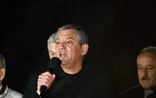 Özgür Özel'den Tanju Özcan Savunması