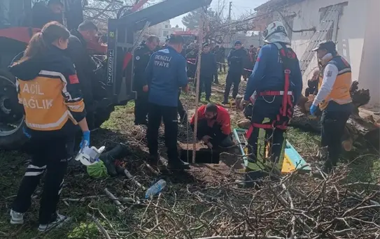 Çivril'de su kuyusuna düşen kişi kurtarıldı