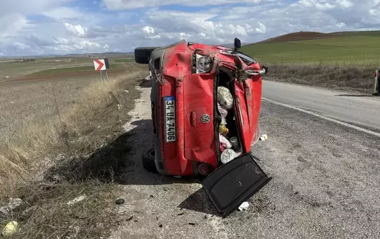 Alaca'da Trafik Kazası: 3 Yaralı