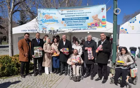 Başkan Demirbaş'tan Depremzede Çocuklara Destek