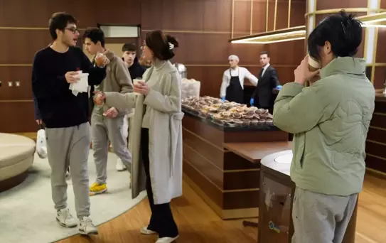 Millet Kütüphanesi'nde Sahur İkramı