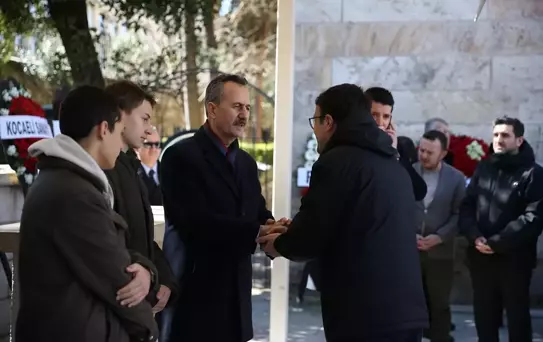 Necat Beyeç'in Cenazesi Bursa'da Defnedildi