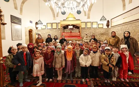 Öğrenciler Somuncu Baba Külliyesi'ni Ziyaret Etti