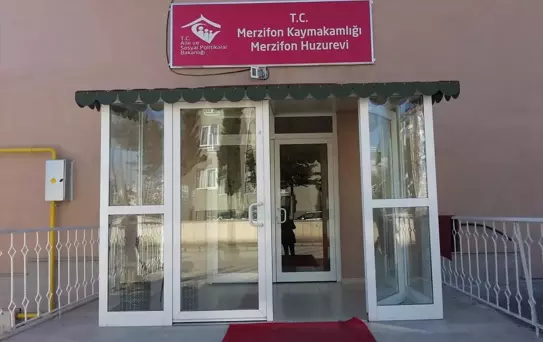 Depreme Dayanıksız Huzurevi Kapatıldı