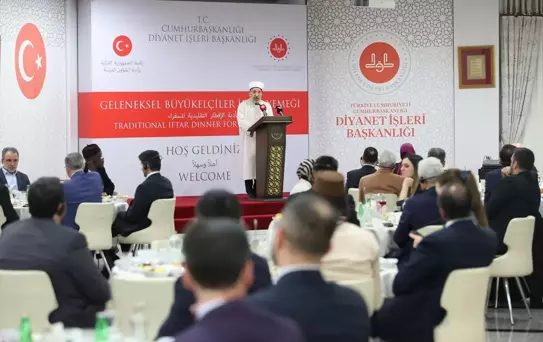 Diyanet'ten İslam Ülkeleri İçin İftar