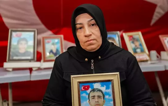 Diyarbakır Anneleri Ramazan'da Evlat Nöbetinde