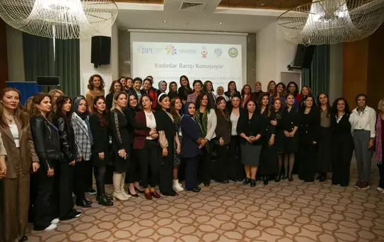 Diyarbakır'da Kadınların Barış Vurgusu