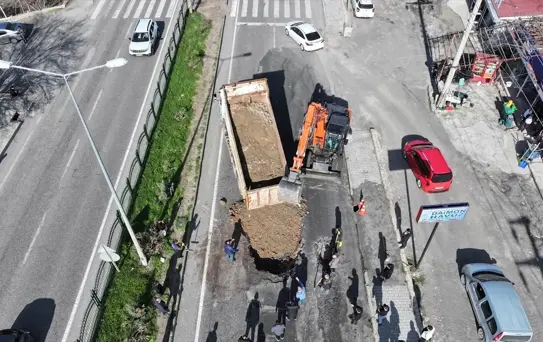 Diyarbakır-Silvan Yolunda Çökme