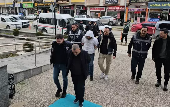 Dolandırıcılara Hat Temin Eden 7 Şüpheli Adliyeye Sevk Edildi